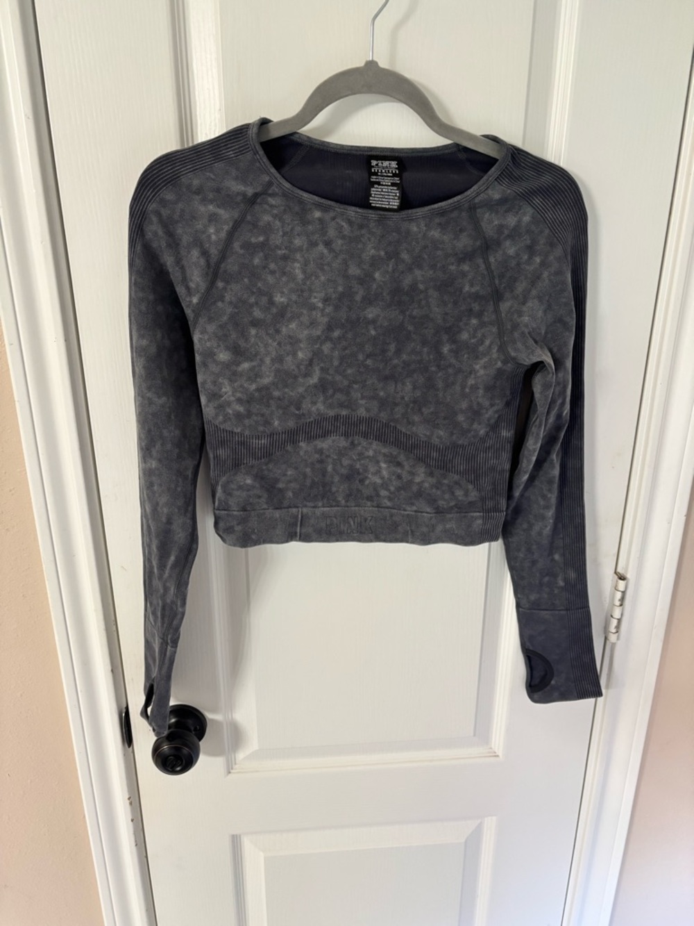 PINK Victoria's Secret Cropped Long Sleeve Seamless Top Washed Charcoal Gray M